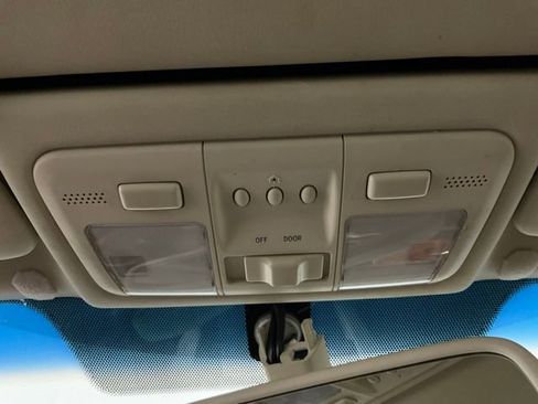 Used 2009 Lexus SC 430 Convertible image 19