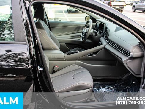 Used 2025 Hyundai Elantra Sport image 20