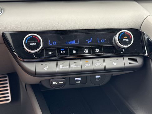 New 2026 Hyundai Elantra SEL Sport Premium image 24