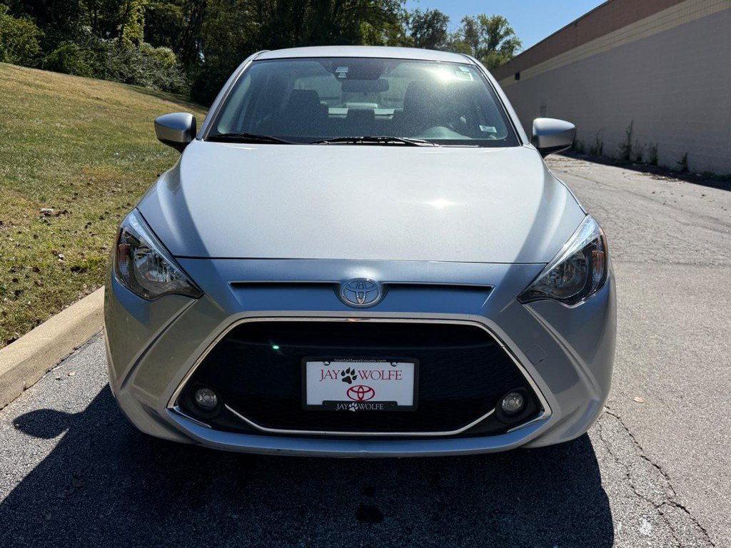 Used 2019 Toyota Yaris LE FWD image 7