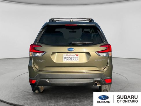 Used 2023 Subaru Forester Premium AWD/4WD image 6
