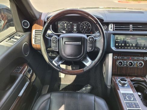 Used 2017 Land Rover Range Rover HSE AWD/4WD image 19