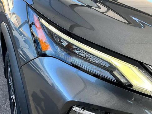 Certified 2023 Nissan Rogue SV image 27