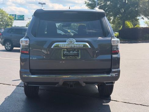 Used 2020 Toyota 4Runner Limited AWD/4WD image 11