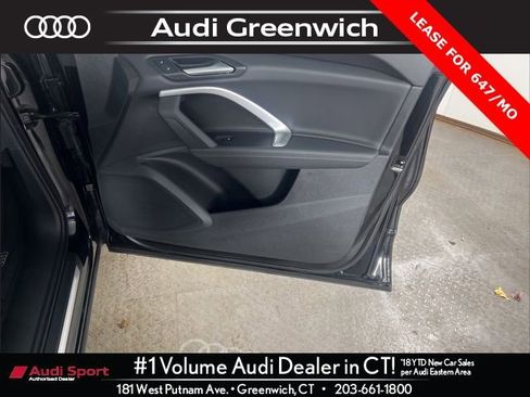 Certified 2025 Audi Q5 Premium w/ Convenience Package image 11