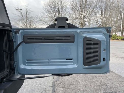 Used 2023 Ford Bronco Outer Banks image 14