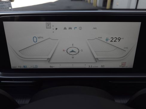 Used 2025 Hyundai Ioniq 6 Limited image 27