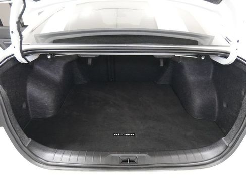 Used 2024 Nissan Altima 2.5 SL AWD/4WD image 22