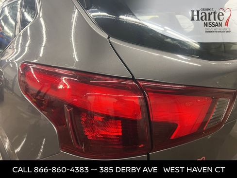 Used 2019 Nissan Rogue Sport SL image 17