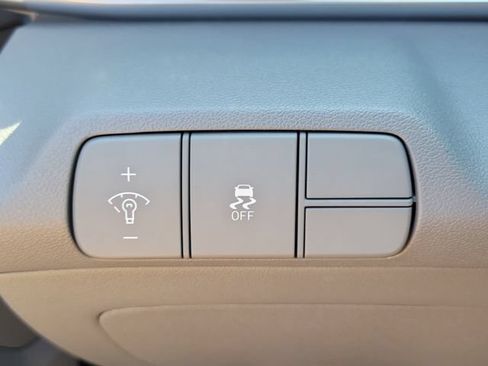 New 2026 Hyundai Elantra Sport FWD image 18