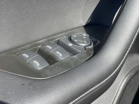 Used 2024 Chevrolet Blazer LT w/ Convenience Package image 16