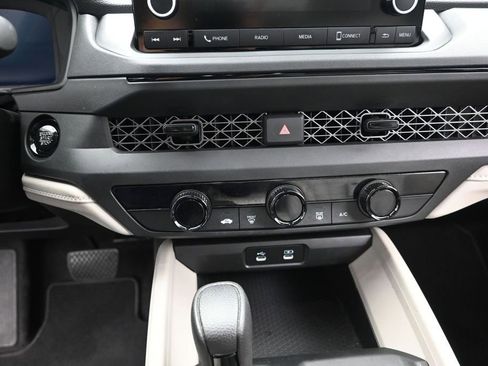 Used 2025 Honda Accord LX image 13