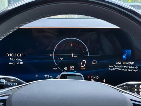 Used 2026 Cadillac Optiq Sport 2 RWD image 27