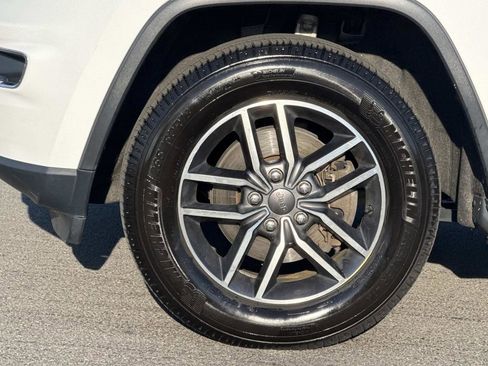 Used 2020 Jeep Grand Cherokee Limited w/ Luxury Group II AWD/4WD image 8