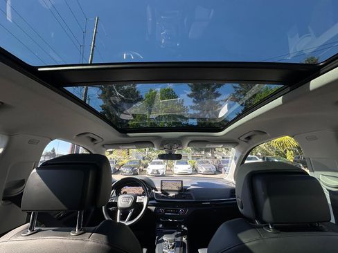 Used 2018 Audi Q5 Prestige w/ Prestige Package AWD/4WD image 19