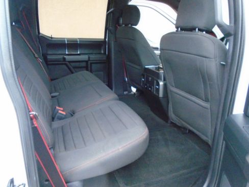 Used 2018 Ford F150 XLT w/ Equipment Group 302A Luxury image 8