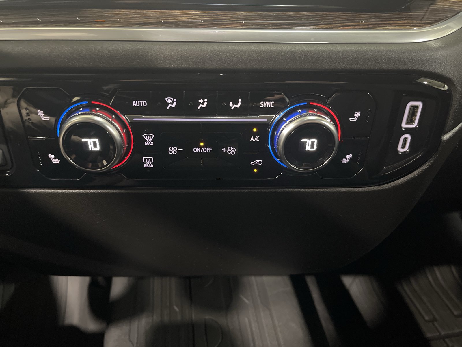 Used 2024 GMC Sierra 1500 Elevation AWD/4WD image 27