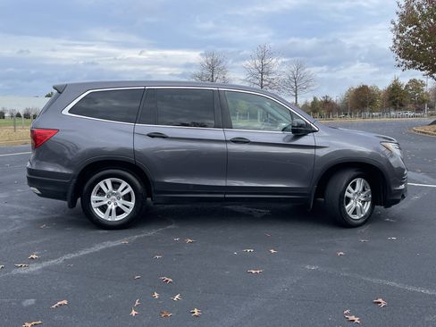 Certified 2018 Honda Pilot LX image 10