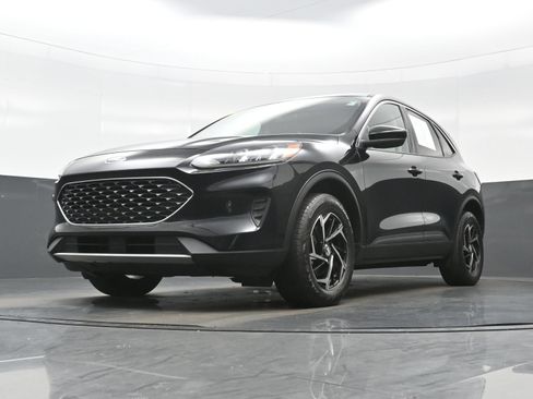 Used 2020 Ford Escape SE AWD/4WD image 26