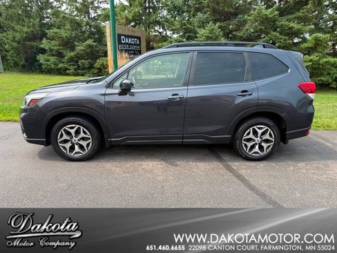 Used 2019 Subaru Forester Premium AWD/4WD image 1