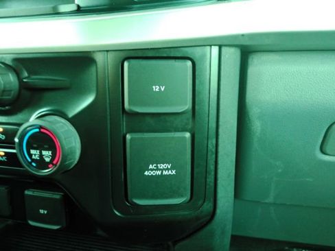 Used 2025 Ford F250 XLT image 43