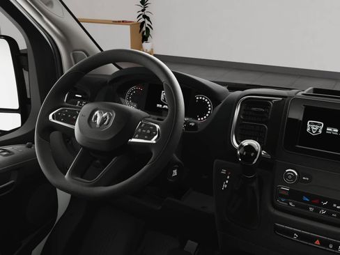 New 2024 RAM ProMaster 2500 w/ Quick Order Package 22G SLT image 18