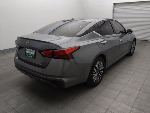 Used 2023 Nissan Altima 2.5 SV FWD image 9