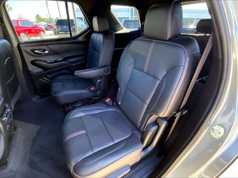Certified 2023 Chevrolet Traverse RS image 20