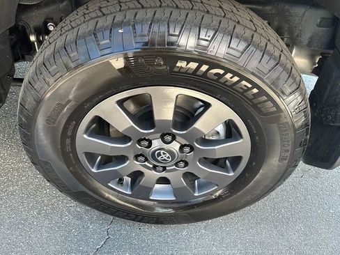 Used 2024 Toyota Land Cruiser image 28