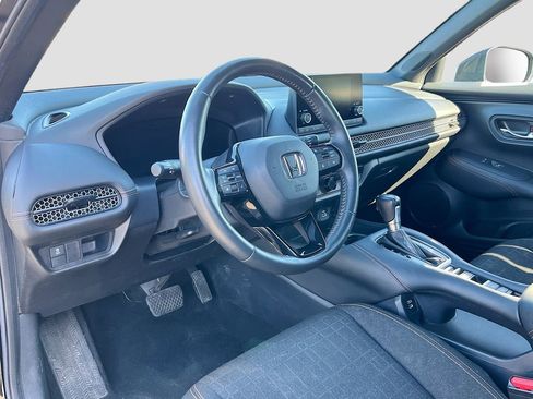 Used 2024 Honda HR-V Sport image 9