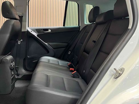 Used 2015 Volkswagen Tiguan SEL FWD image 29