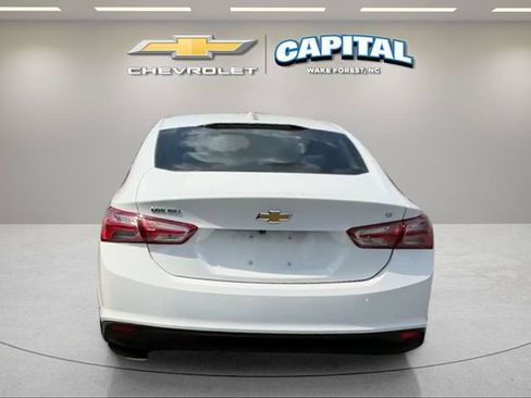 Used 2023 Chevrolet Malibu LT FWD image 4