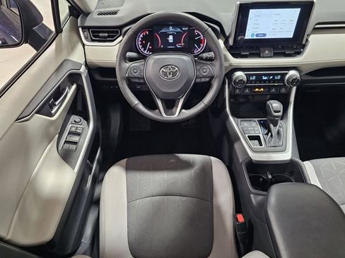 Used 2023 Toyota RAV4 XLE w/ Convenience Package image 25