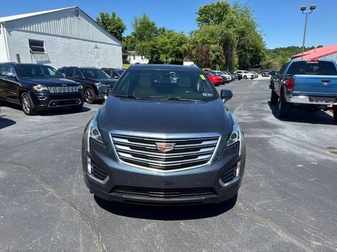 Used 2019 Cadillac XT5 Luxury FWD image 3