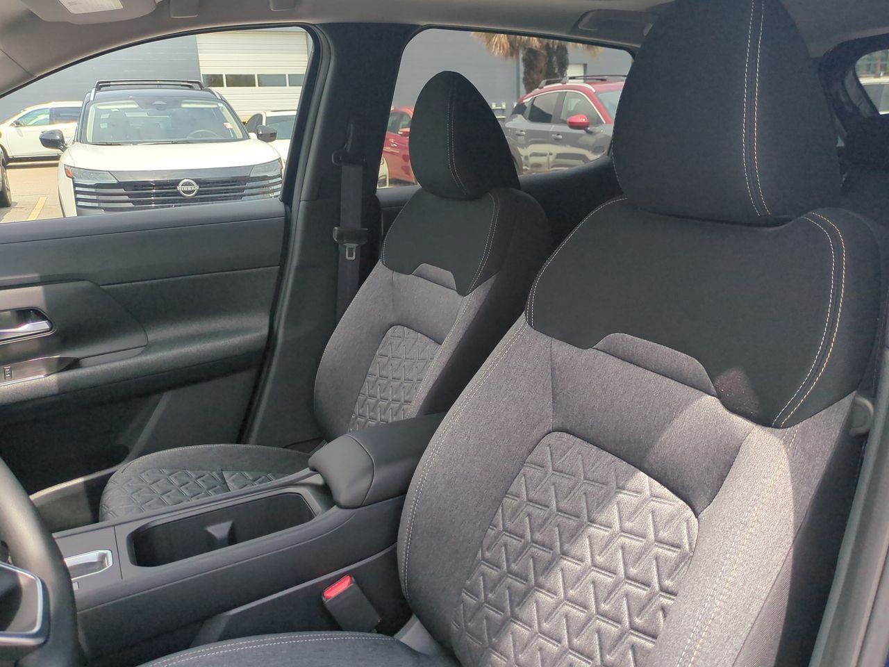 New 2026 Nissan Kicks SV w/ SV Premium Package FWD image 15