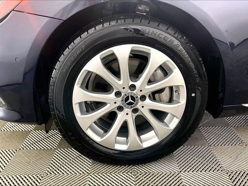 Used 2018 Mercedes-Benz E 300 image 8