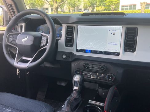 New 2026 Ford Bronco Heritage Edition AWD/4WD image 3