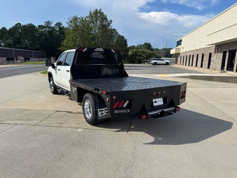 Used 2020 Chevrolet Silverado 3500 W/T w/ WT Convenience Package AWD/4WD image 3