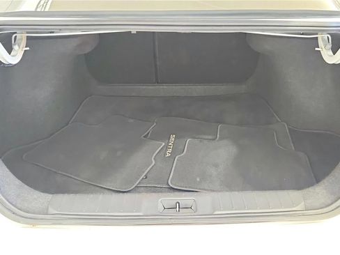 Used 2024 Nissan Sentra SV FWD image 19