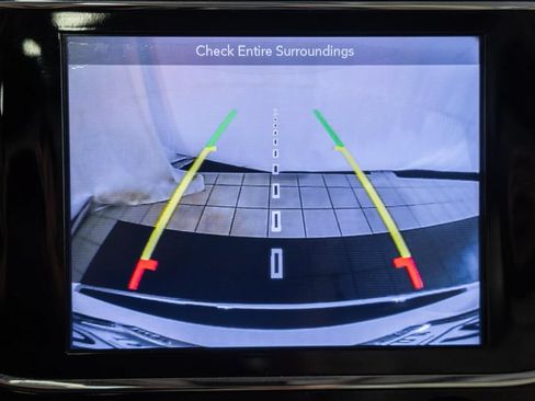 Used 2019 Jeep Grand Cherokee Limited AWD/4WD image 44