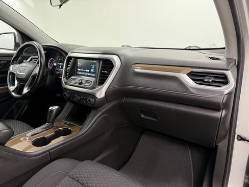 Used 2019 GMC Acadia SLE FWD image 25