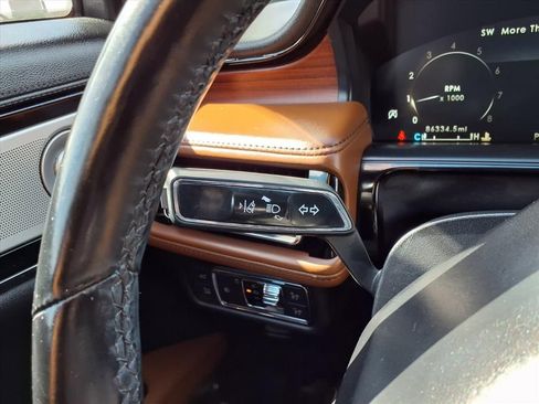 Used 2022 Lincoln Nautilus Reserve w/ Equipment Group 202A AWD/4WD image 19
