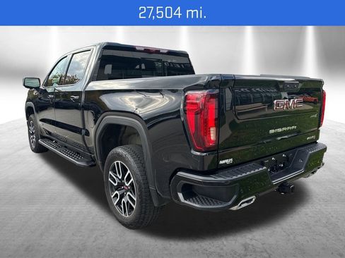 Used 2025 GMC Sierra 1500 AT4 w/ Technology Package AWD/4WD image 3
