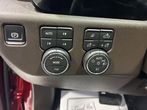 Used 2026 Chevrolet Silverado 2500 LTZ w/ LTZ Plus Package AWD/4WD image 25