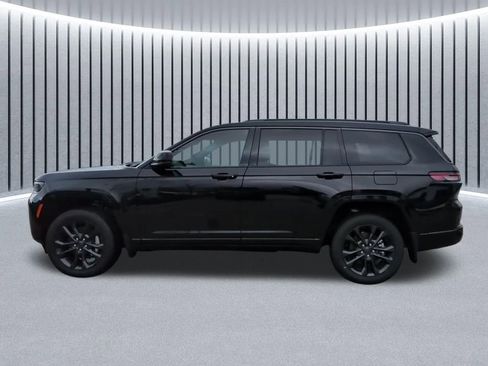 New 2026 Jeep Grand Cherokee L Limited AWD/4WD image 13