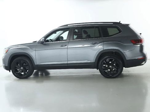 Certified 2023 Volkswagen Atlas SE image 41