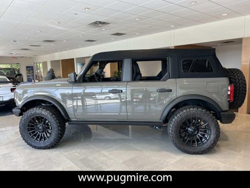 New 2025 Ford Bronco Big Bend w/ Black Diamond Package AWD/4WD image 4