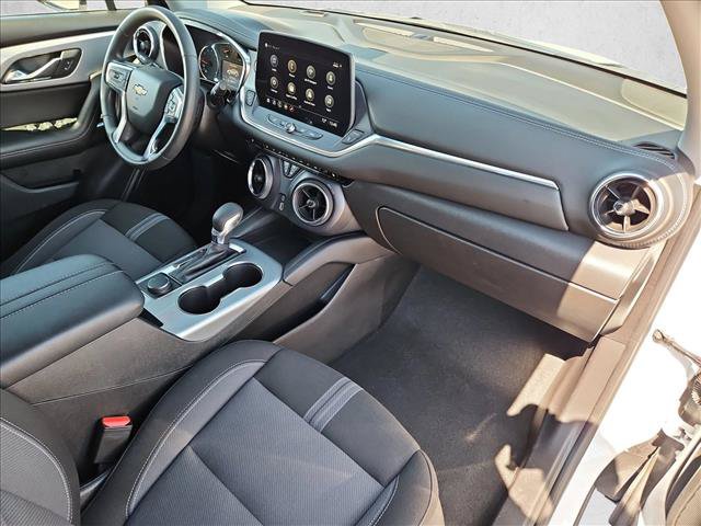 Used 2025 Chevrolet Blazer LT FWD image 21