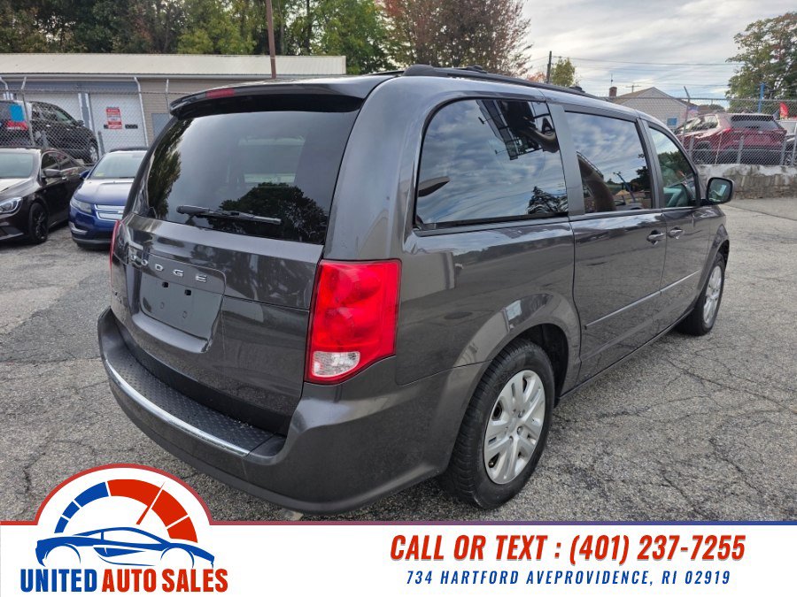 Used 2016 Dodge Grand Caravan SE w/ Quick Order Package 29E SE FWD image 5