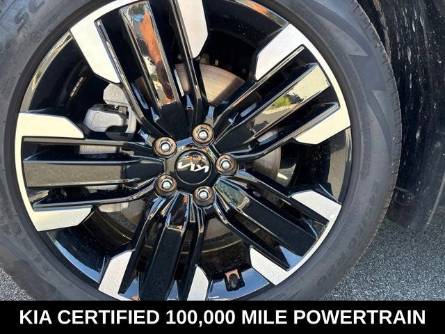 Certified 2025 Kia Telluride SX FWD image 10